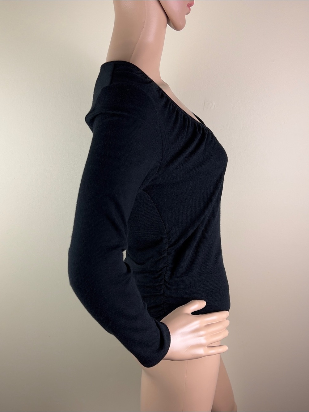VERONICA BEARD BLACK SCOOP NECK KNIT TOP - Picture 4 of 5